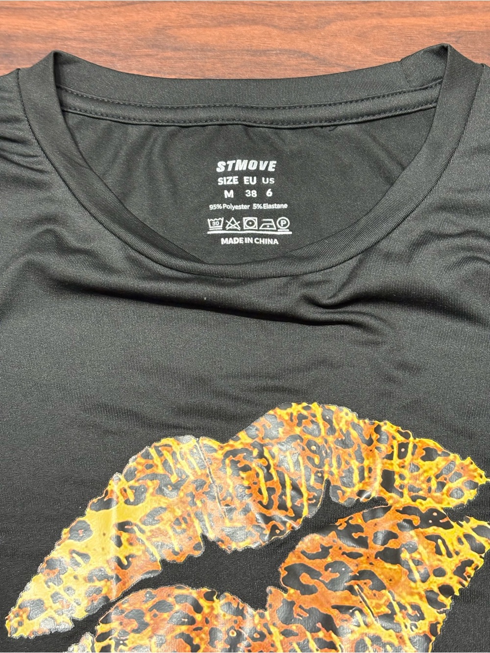 Kids Black Crop Tee with Gold Leopard Kiss Graphic - Picture 5 of 6
